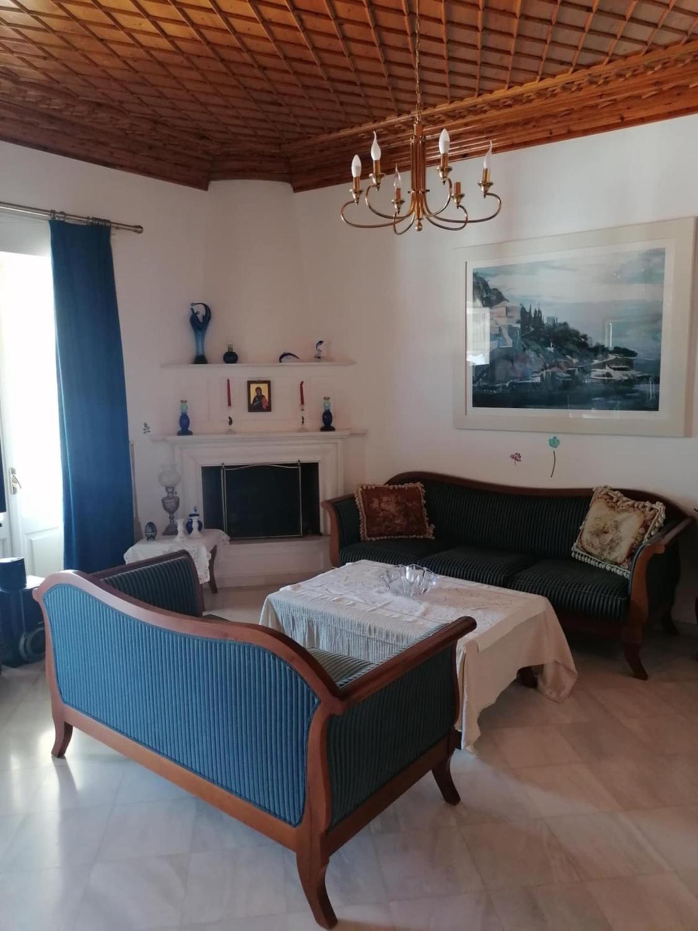 Tsitsinakis Traditional Home