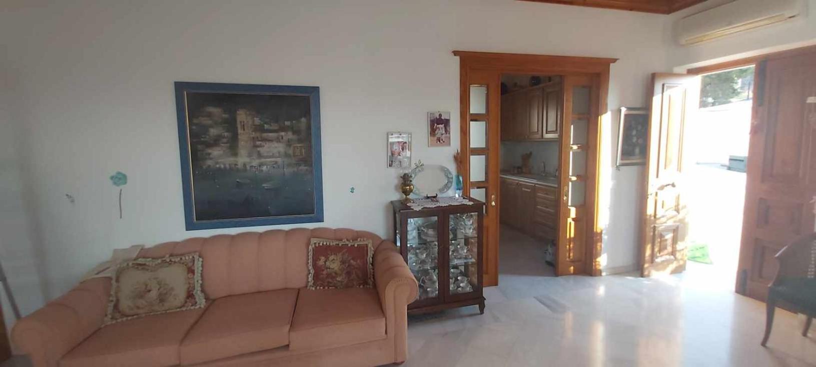 Tsitsinakis Traditional Home