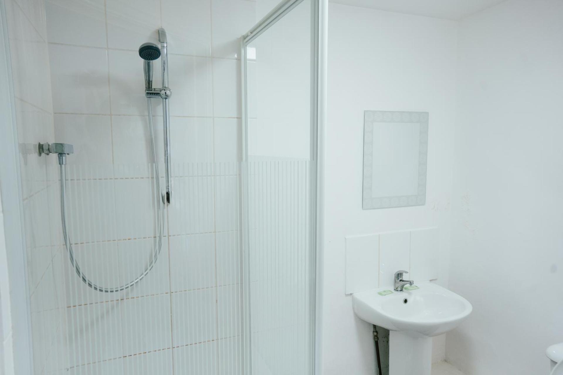 Hotels 24-7 - The Old Victoria Hotel