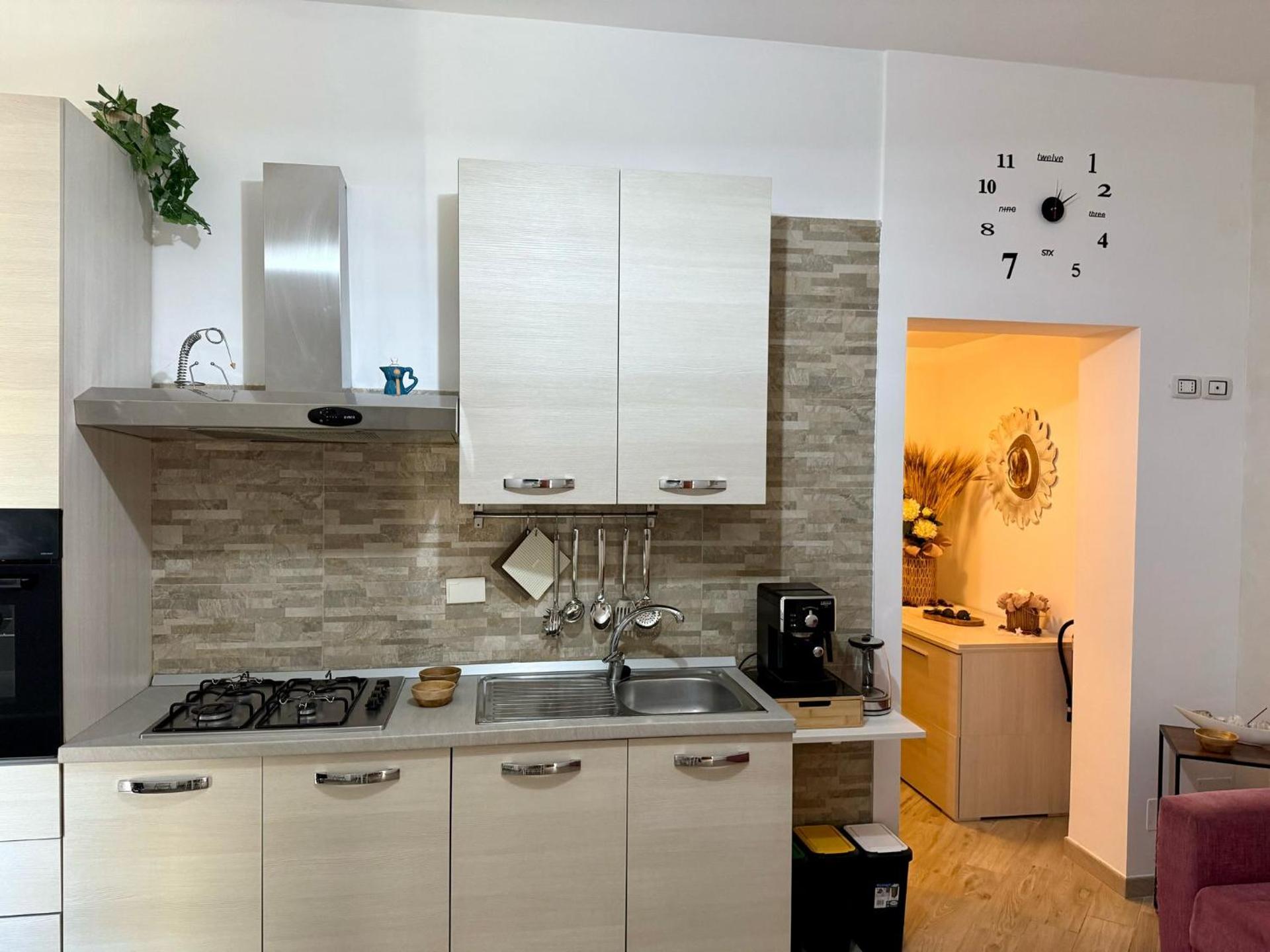 Kitchen or kitchenette