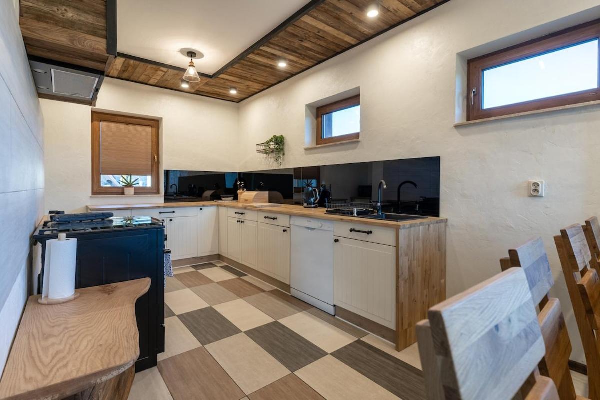 Górski Dom dla 30 osób z sauna oraz salą do integracji