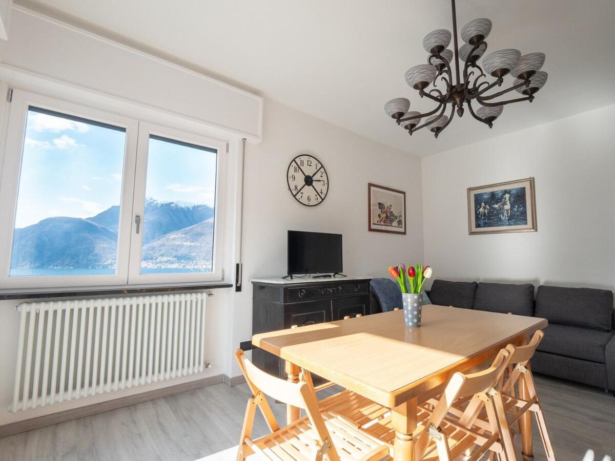 Lake Dream 1 Lake View of COMO