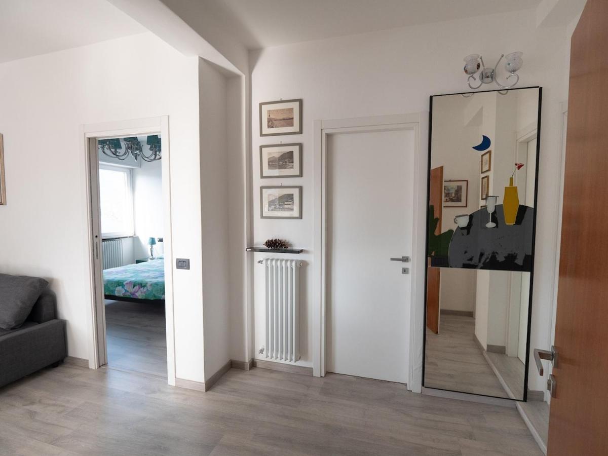 Lake Dream 1 Lake View of COMO