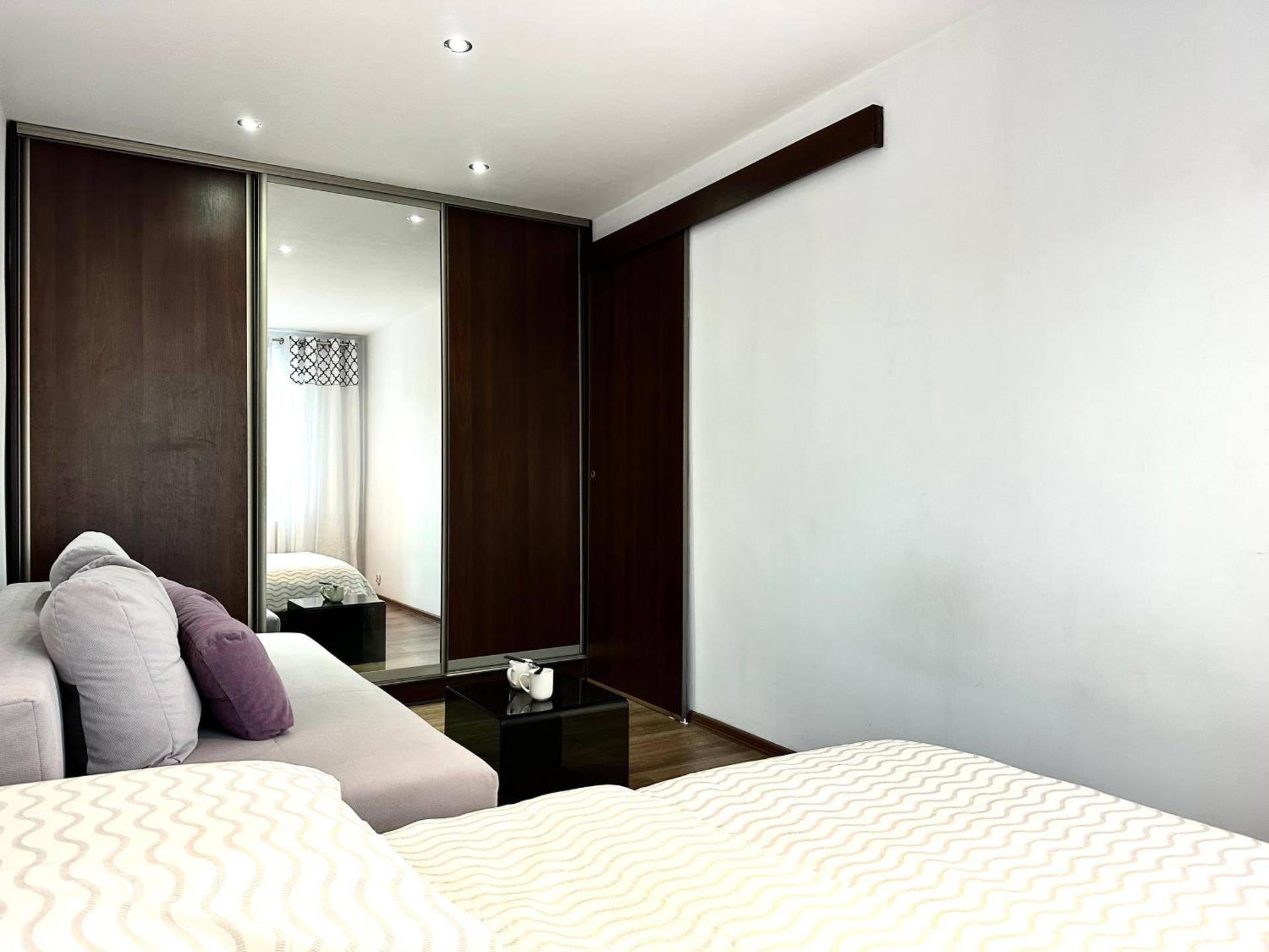 Chrobrego Apartment - Self check-in 20h - parking