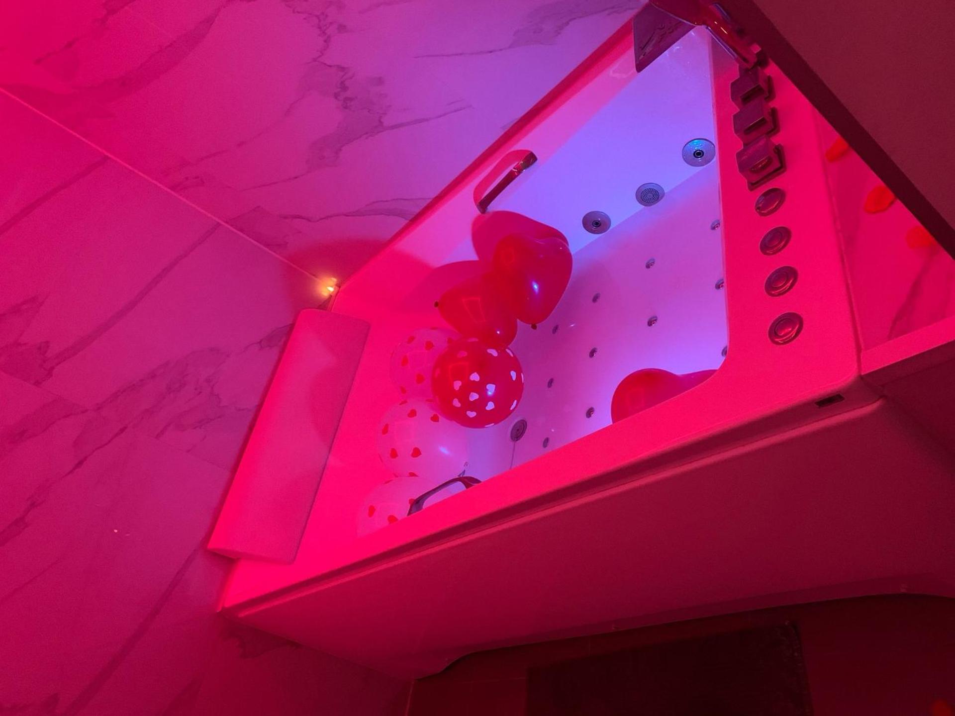 La home Gold Jacuzzi