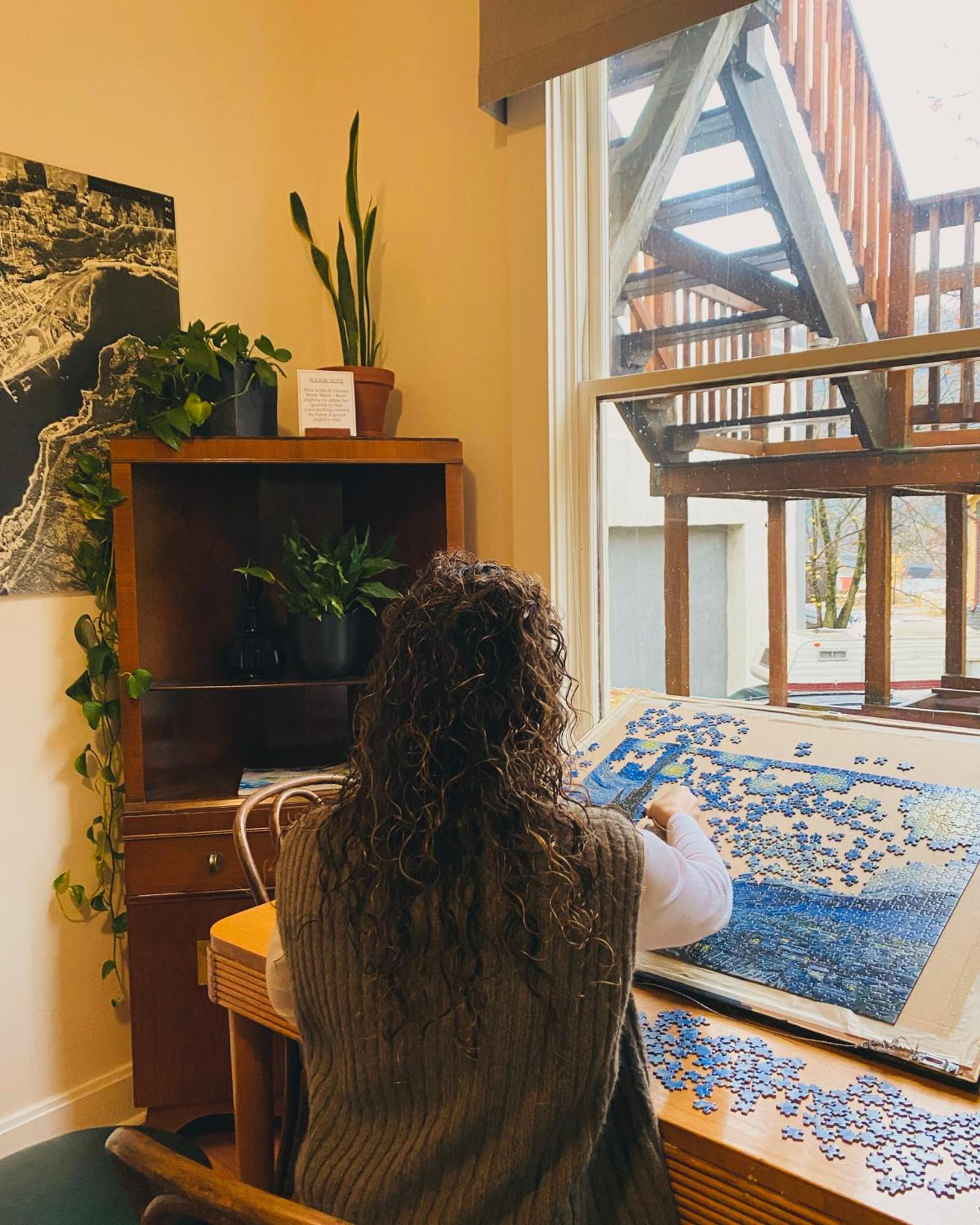 Communal lounge/ TV room