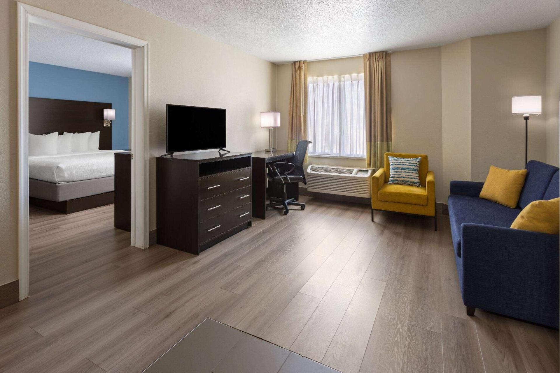 Photo of the whole room