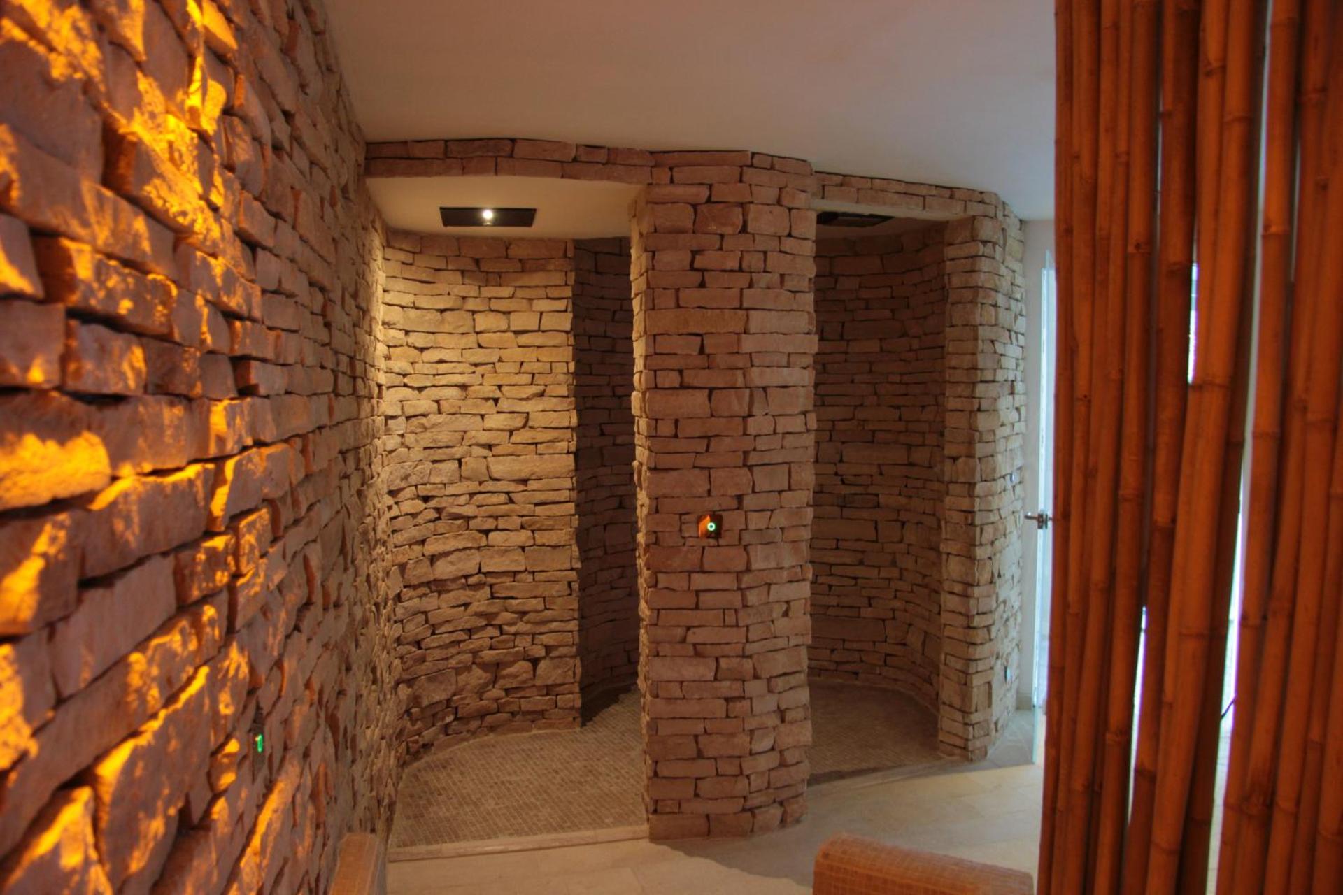 Spa and wellness centre/facilities