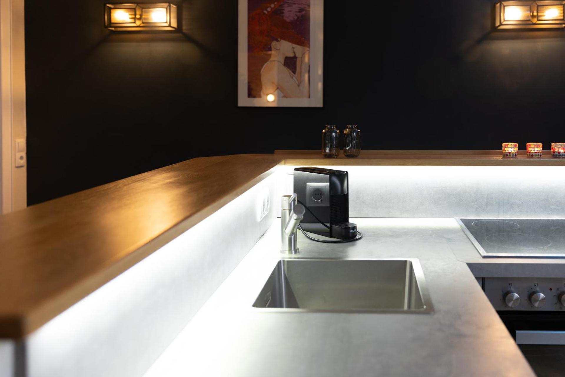 Kitchen or kitchenette