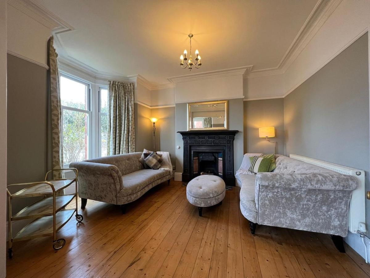 The 100 House - Llandudno