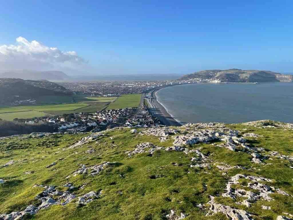 The 100 House - Llandudno