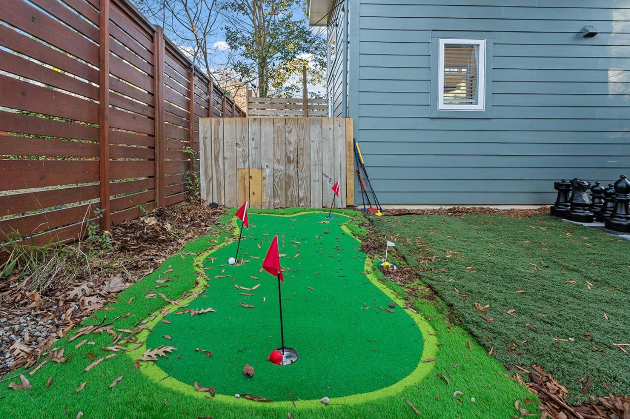The Acorn - Tiny House in HISTORIC OAKWOOD