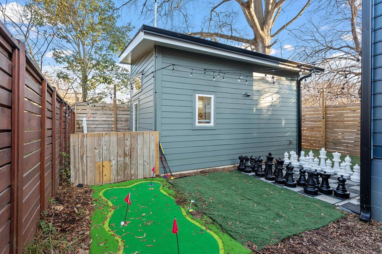 The Acorn - Tiny House in HISTORIC OAKWOOD