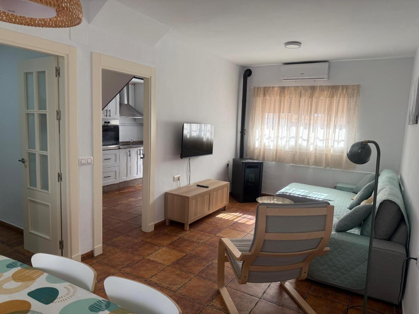 Communal lounge/ TV room