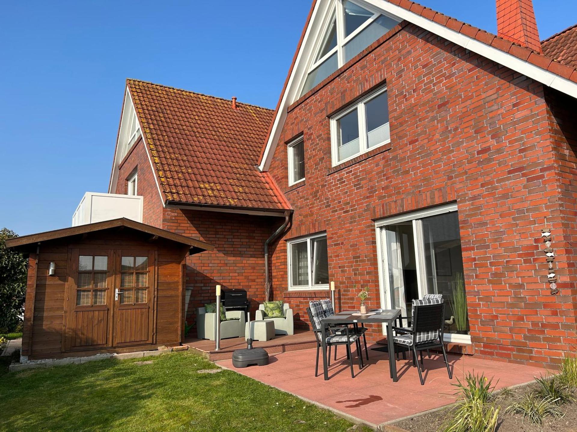 Deichwärts Carolinensiel