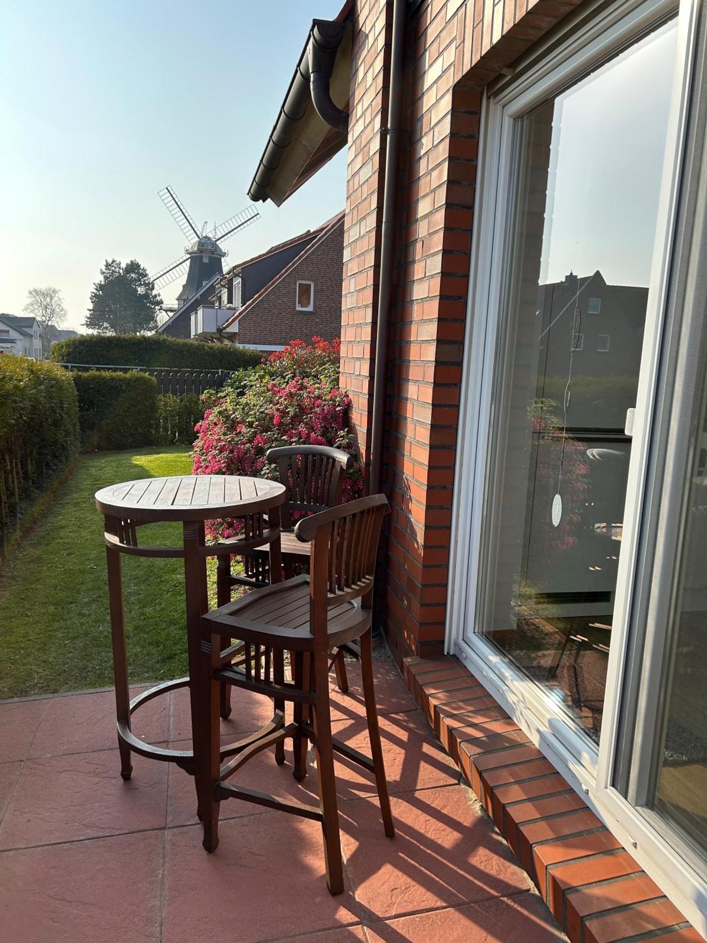 Deichwärts Carolinensiel