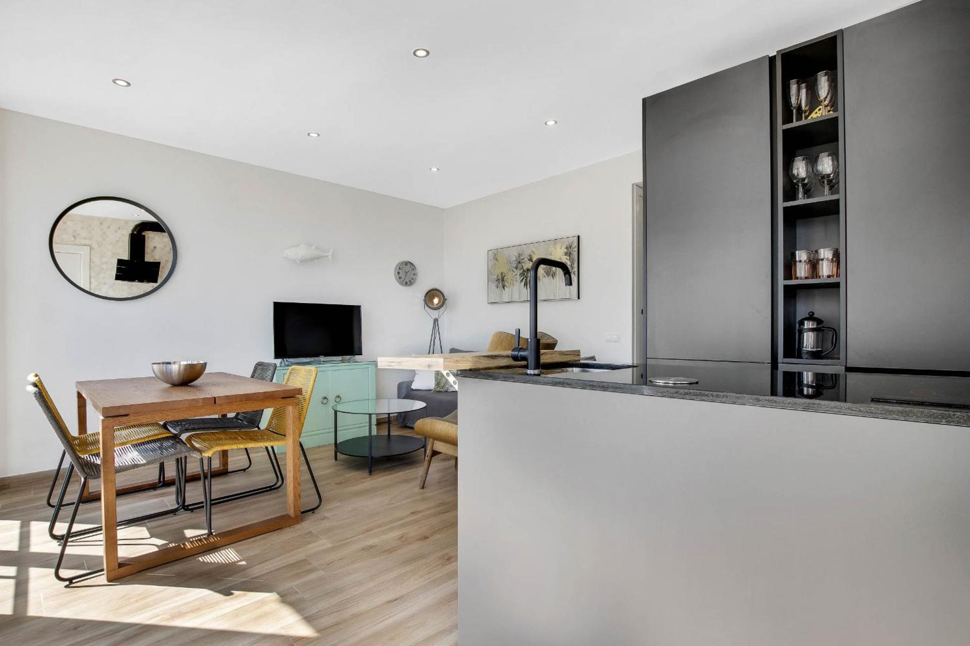 Casa Leopoldo - La Roca