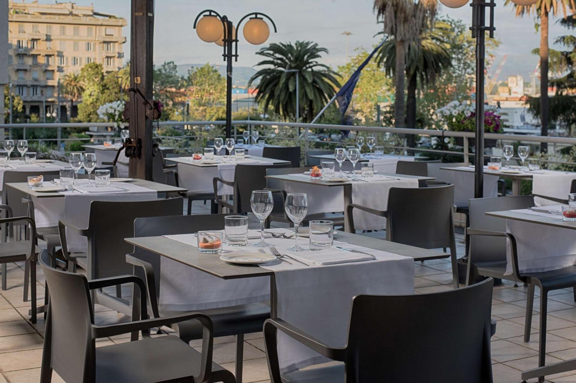 Restaurant/places to eat