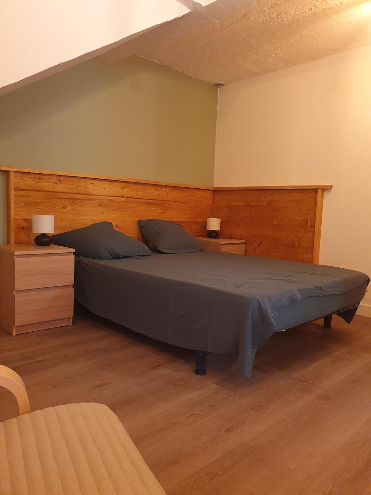 Chalet Jaune La Cachette