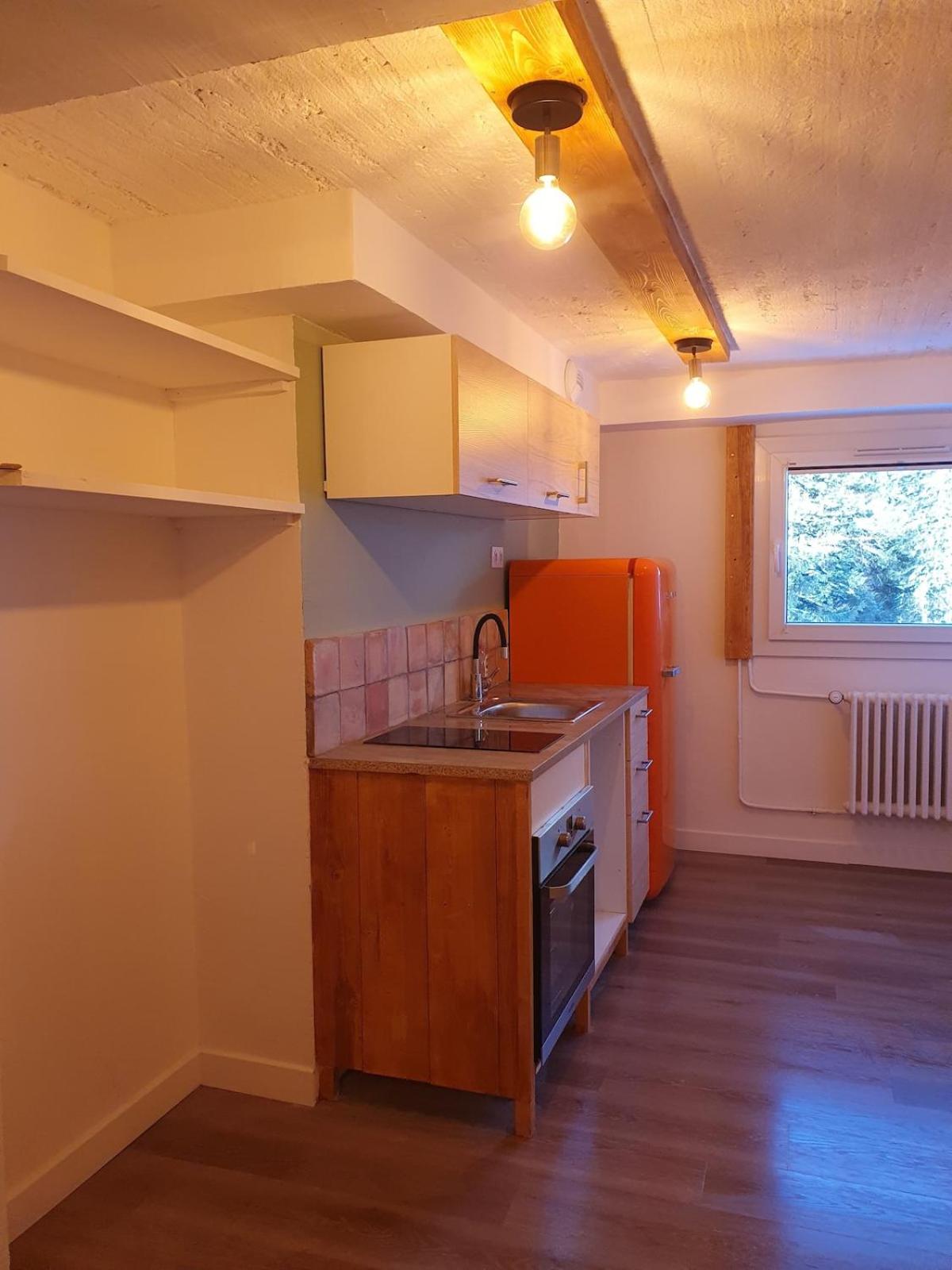 Chalet Jaune La Cachette