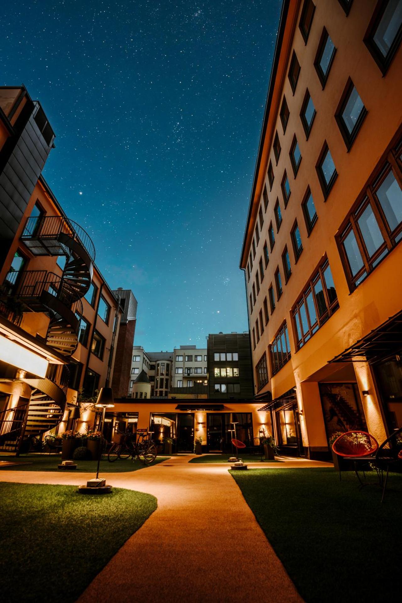 Inner courtyard view