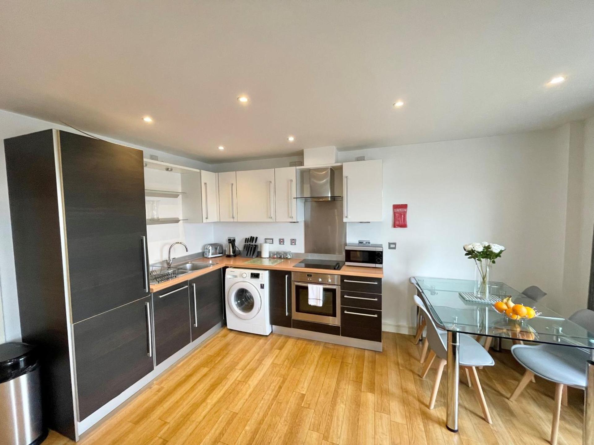 Blue Sky Apartments@ Abbots Yard, Guildford