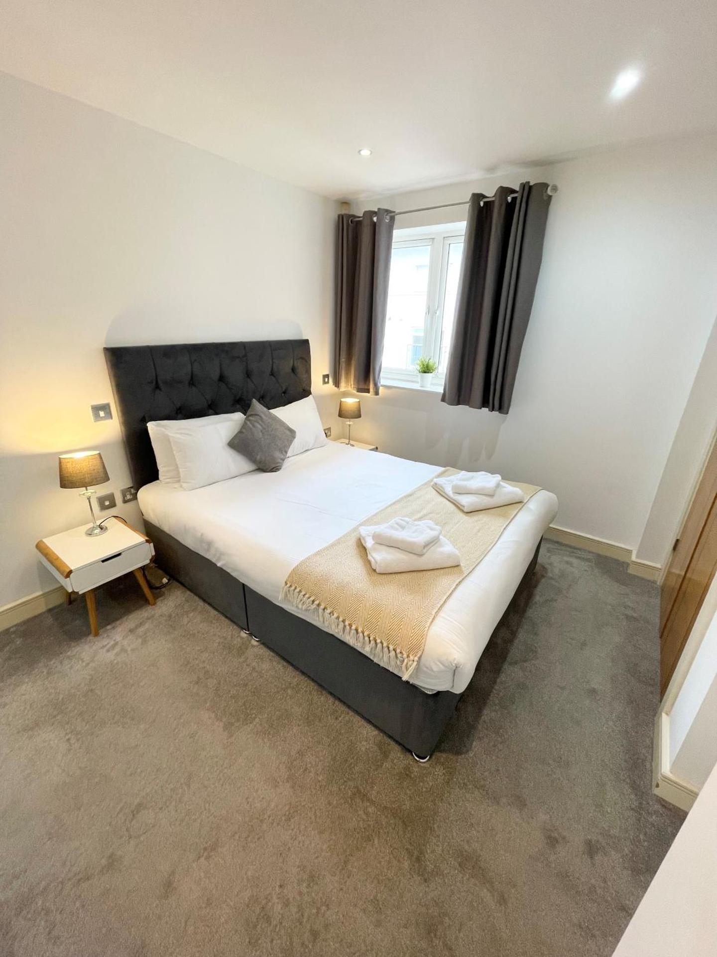 Blue Sky Apartments@ Abbots Yard, Guildford