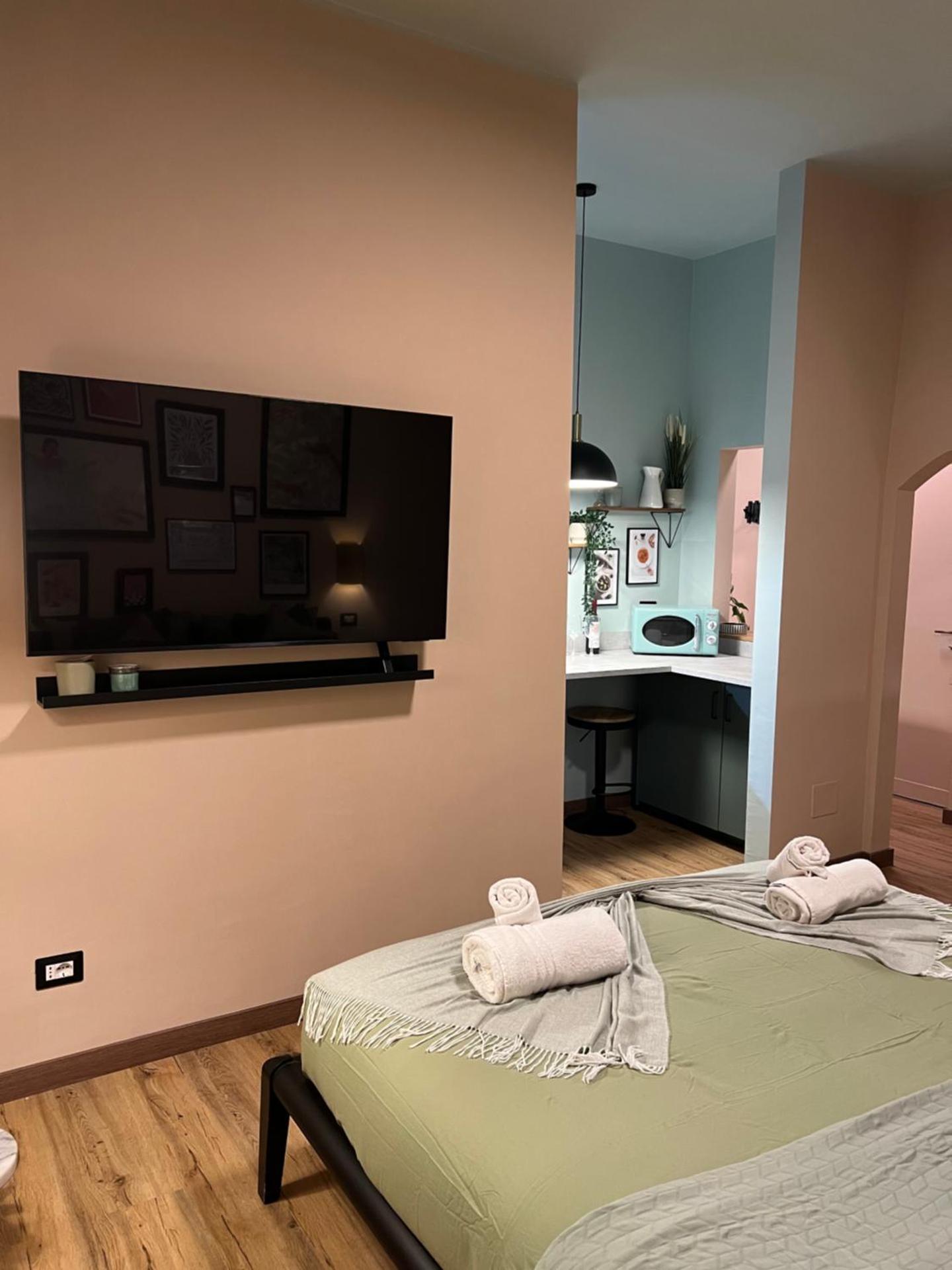 Charme and Cozy Apartment 3 Km away from Duomo