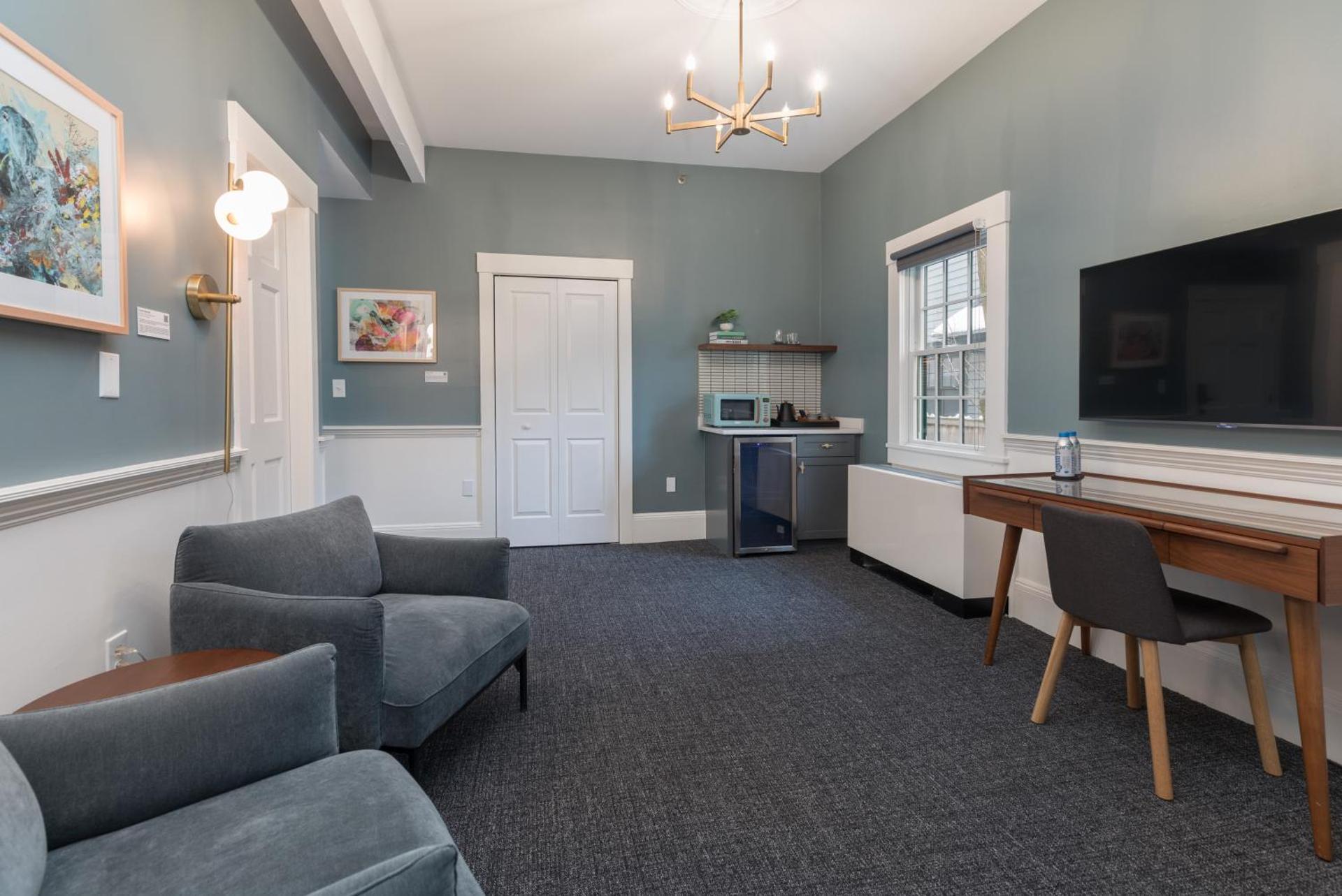 Prentiss House by Thatch