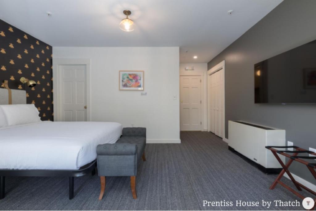 Prentiss House by Thatch