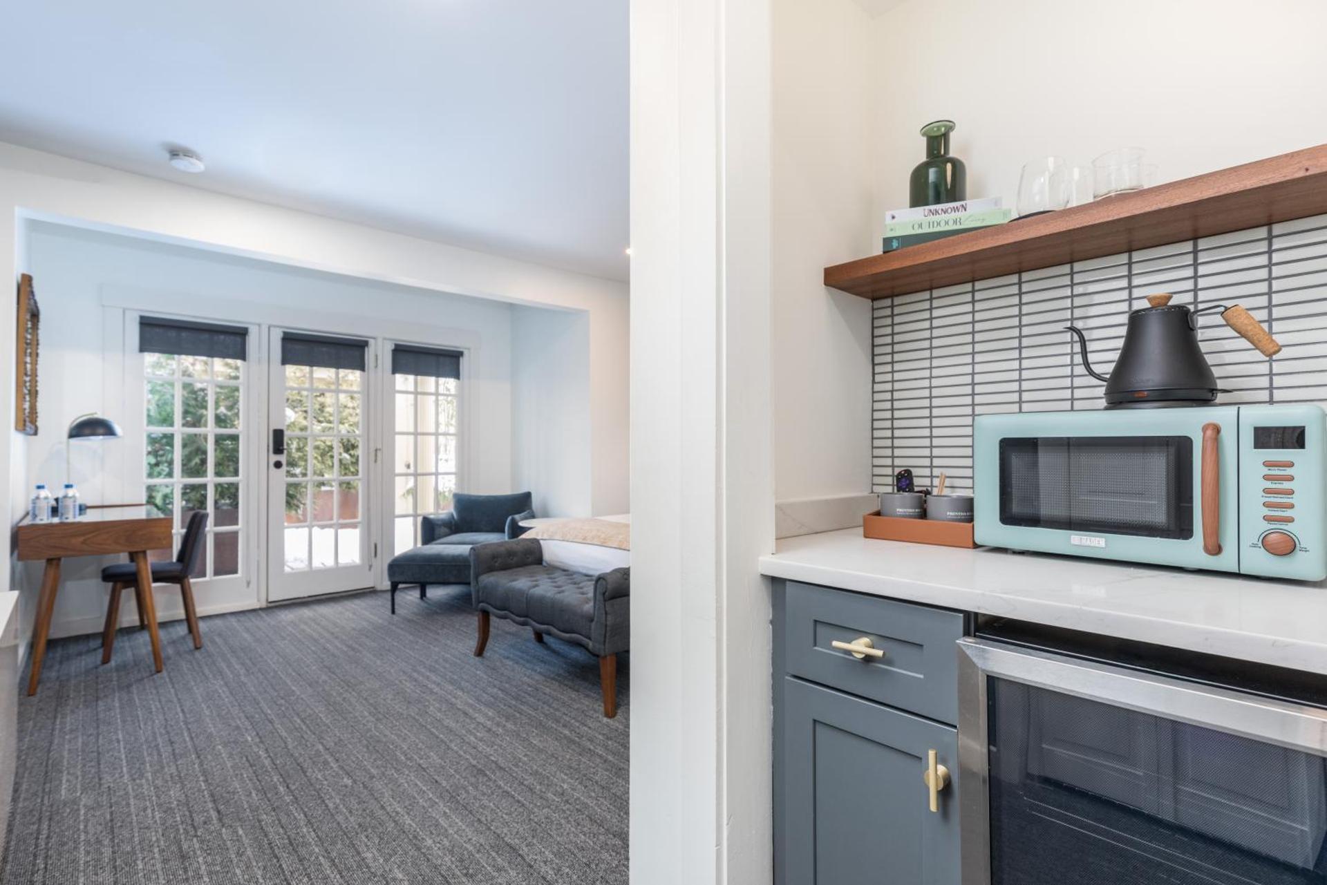 Prentiss House by Thatch