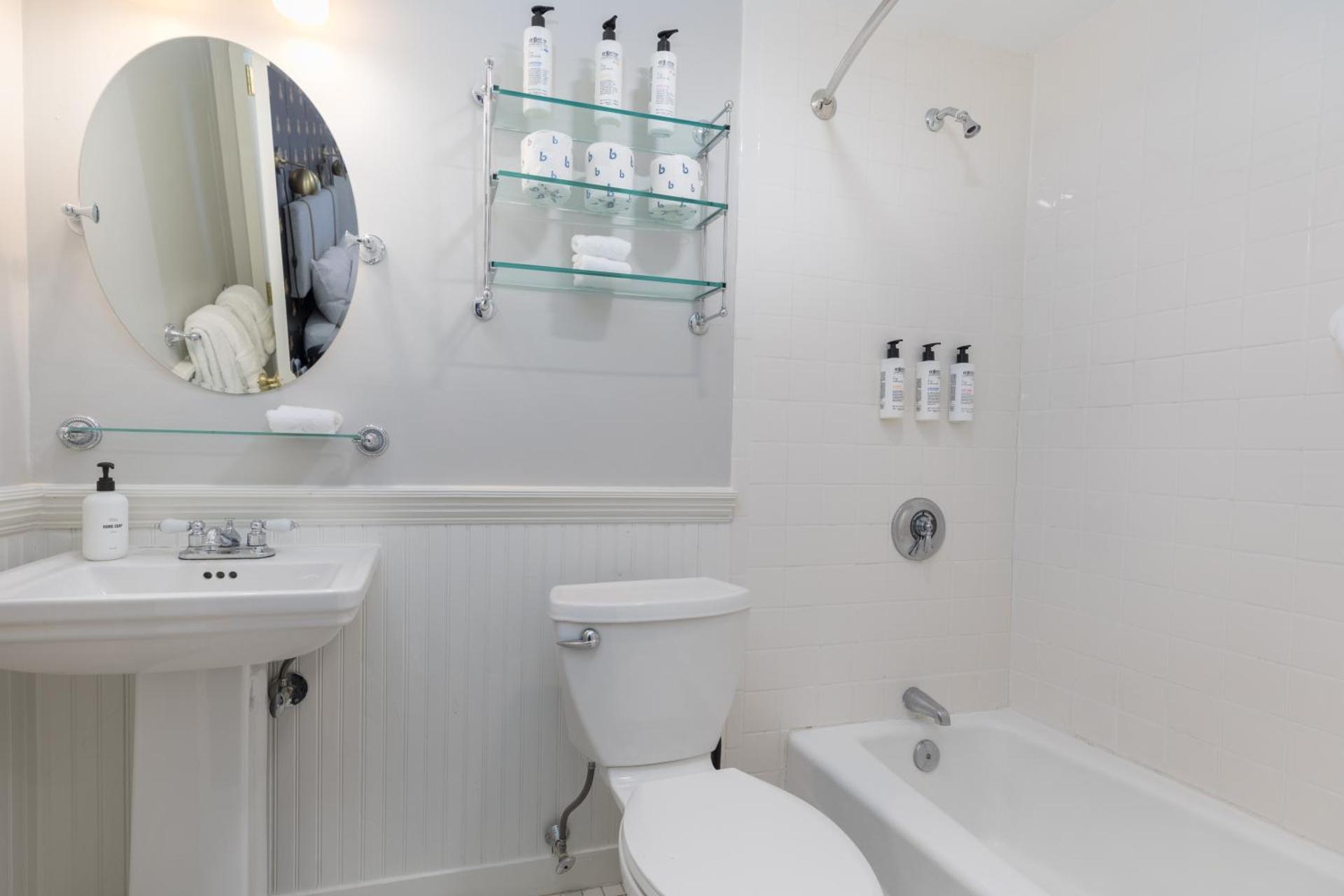 Prentiss House by Thatch