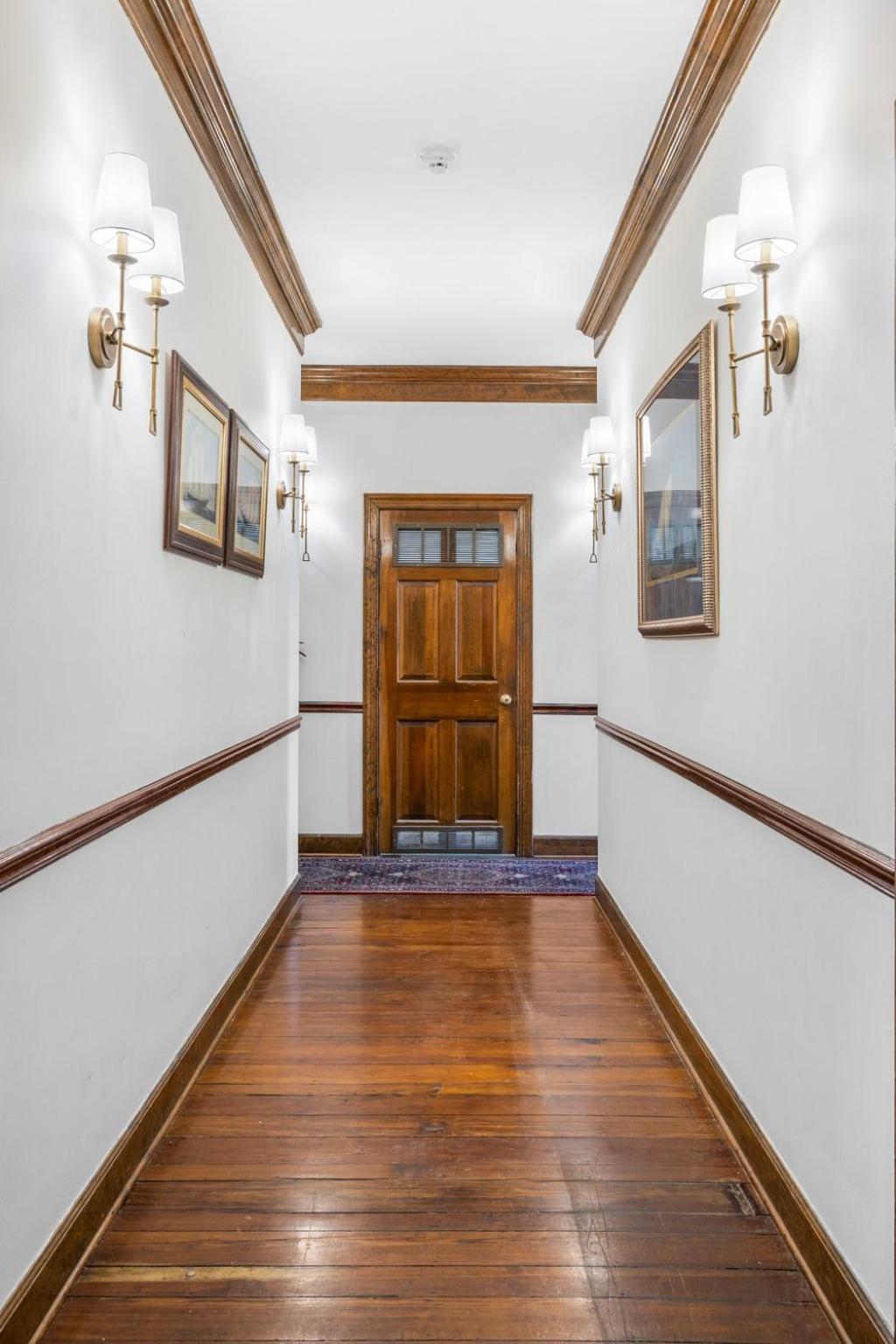 Leesburg Colonial Inn