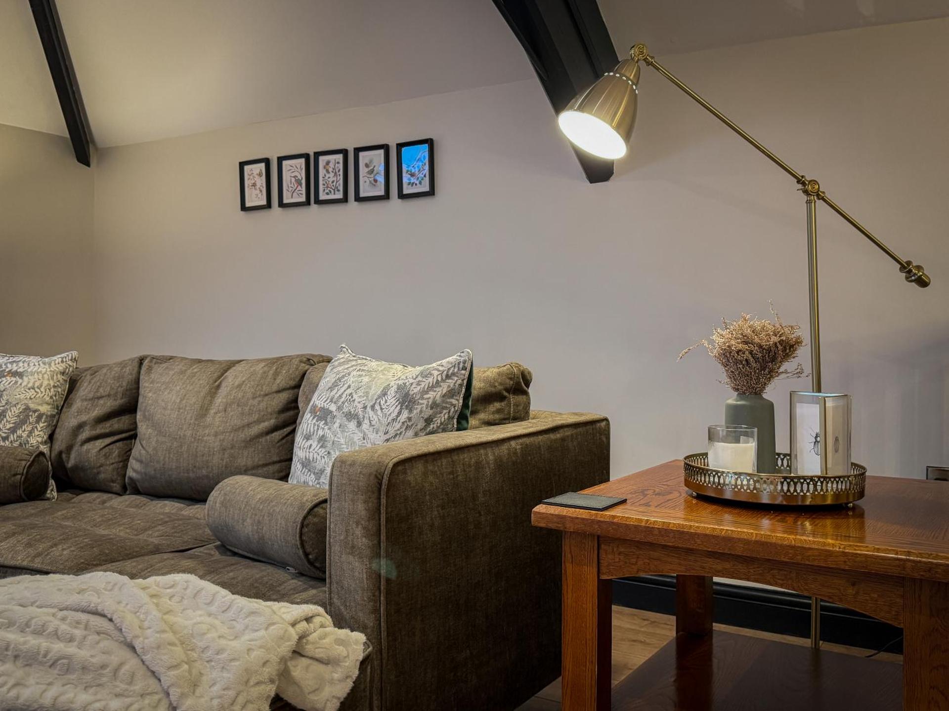 Converted Welsh Sunday School with Sea View & Garden on Anglesey - Dog Friendly