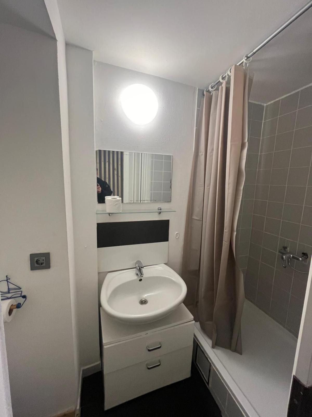 European District Apartment Zero