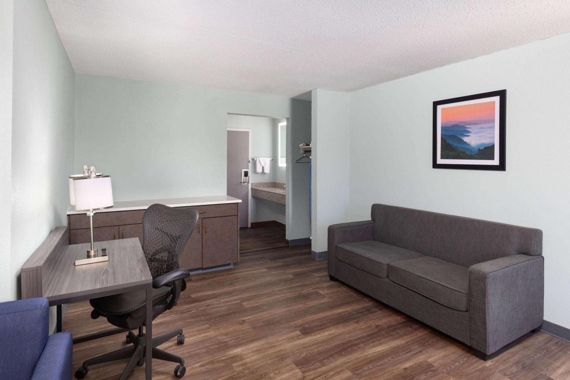 Photo of the whole room