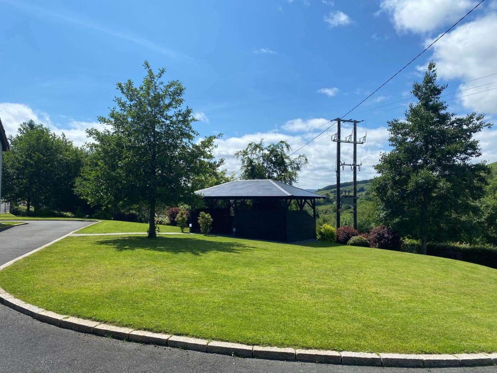Rostrevor Valley House -Mountainside Hot Tub View