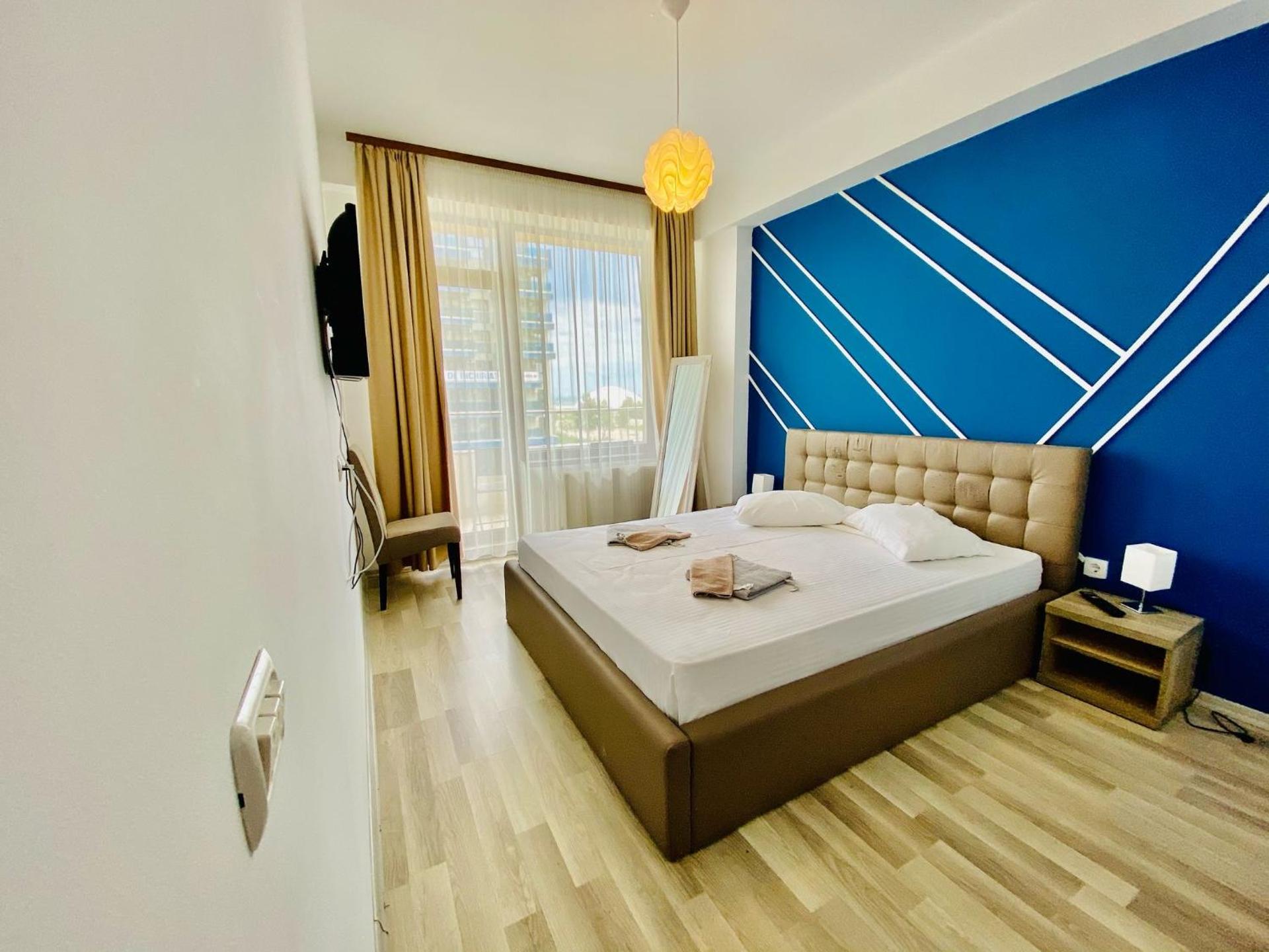 Dolce Aqua Summerland Apartments