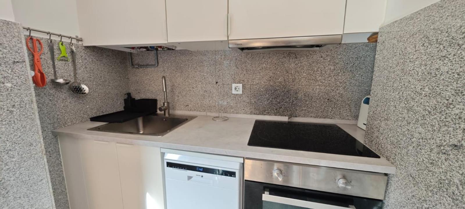 Sabaris, Baiona, apartamento con terraza