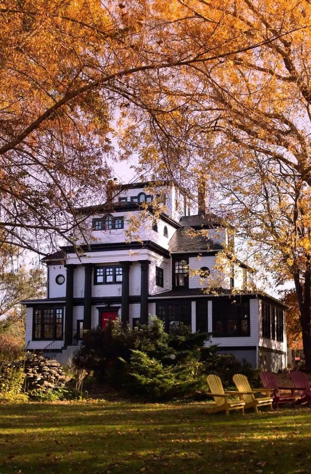 Celtic Mansion Annfield Manor