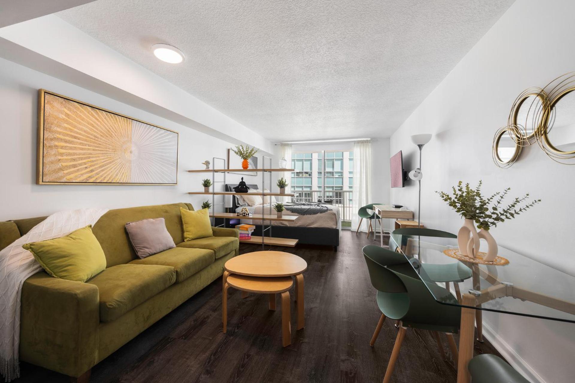 Studios in Brickell with Pool, Gym, free parking and Game Room