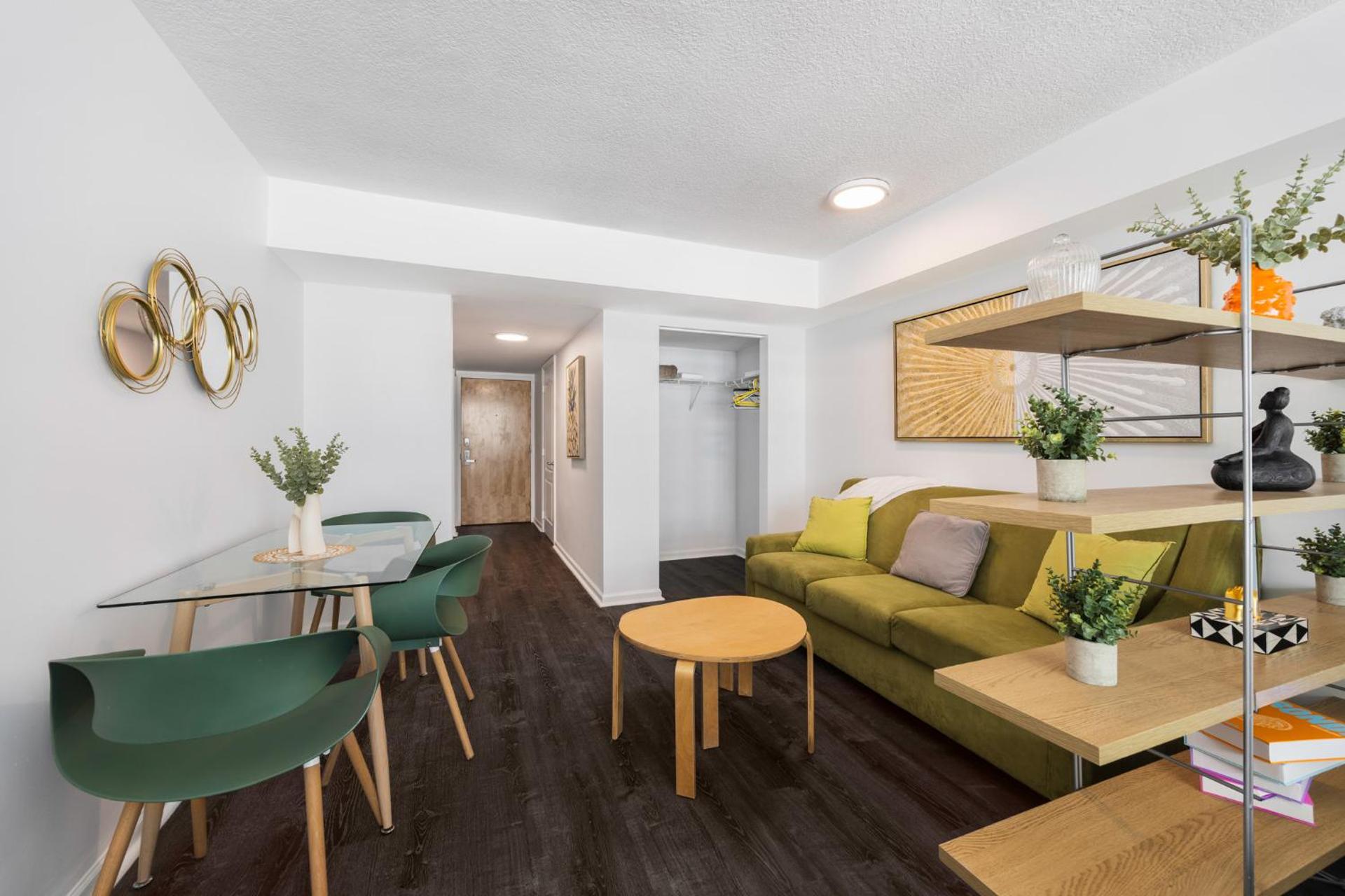 Studios in Brickell with Pool, Gym, free parking and Game Room