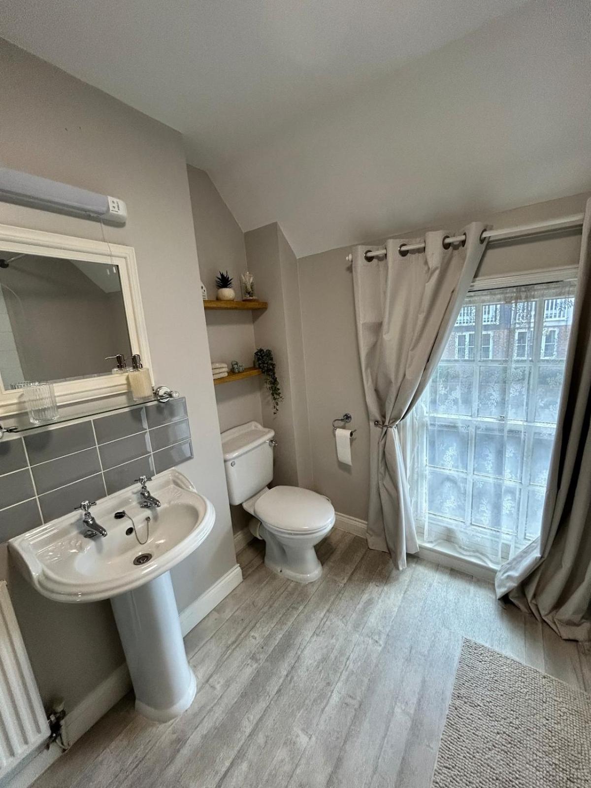 Angel Cottage in stunning Arundel