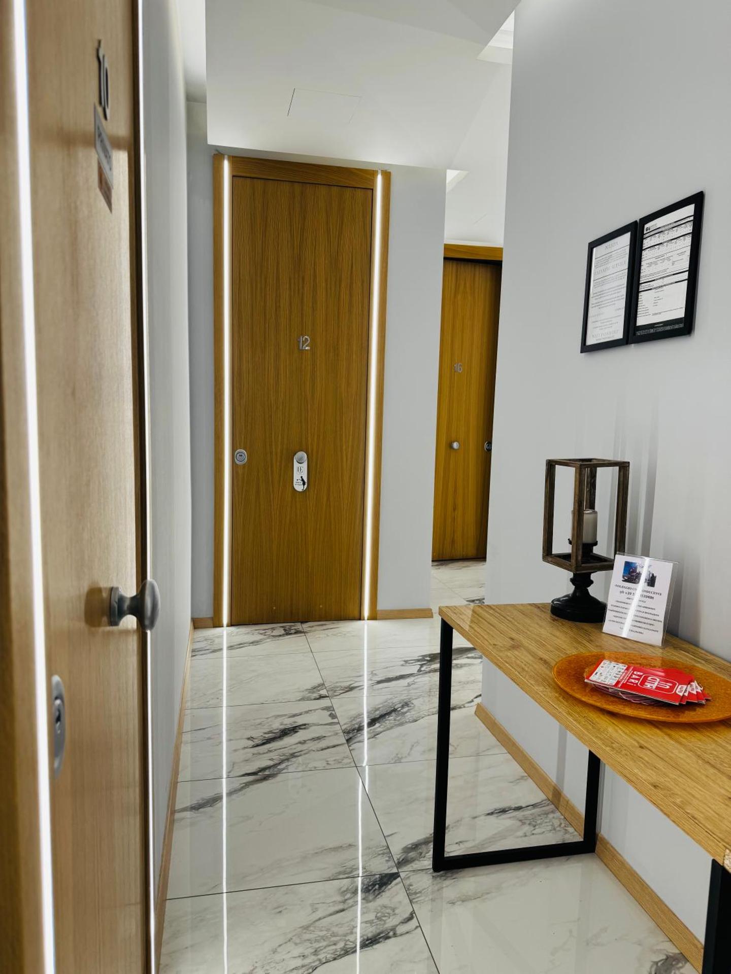 Manhattan Room & Suite