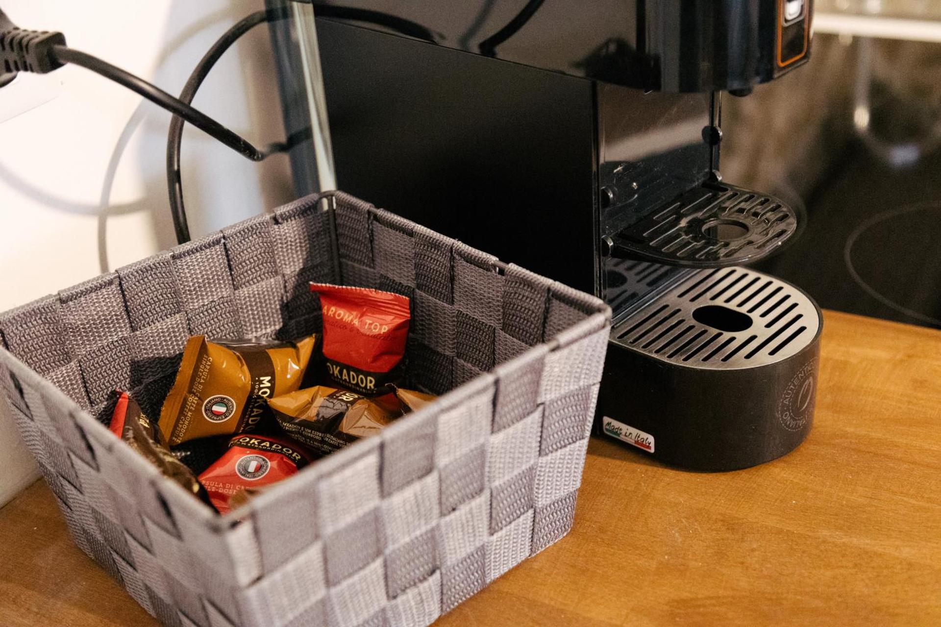 Coffee/tea facilities