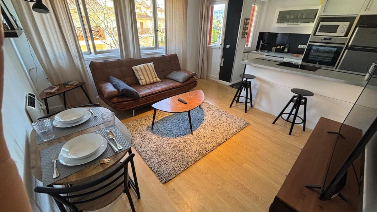 Apartment Lukita Confortllanes VUT-3056-AS