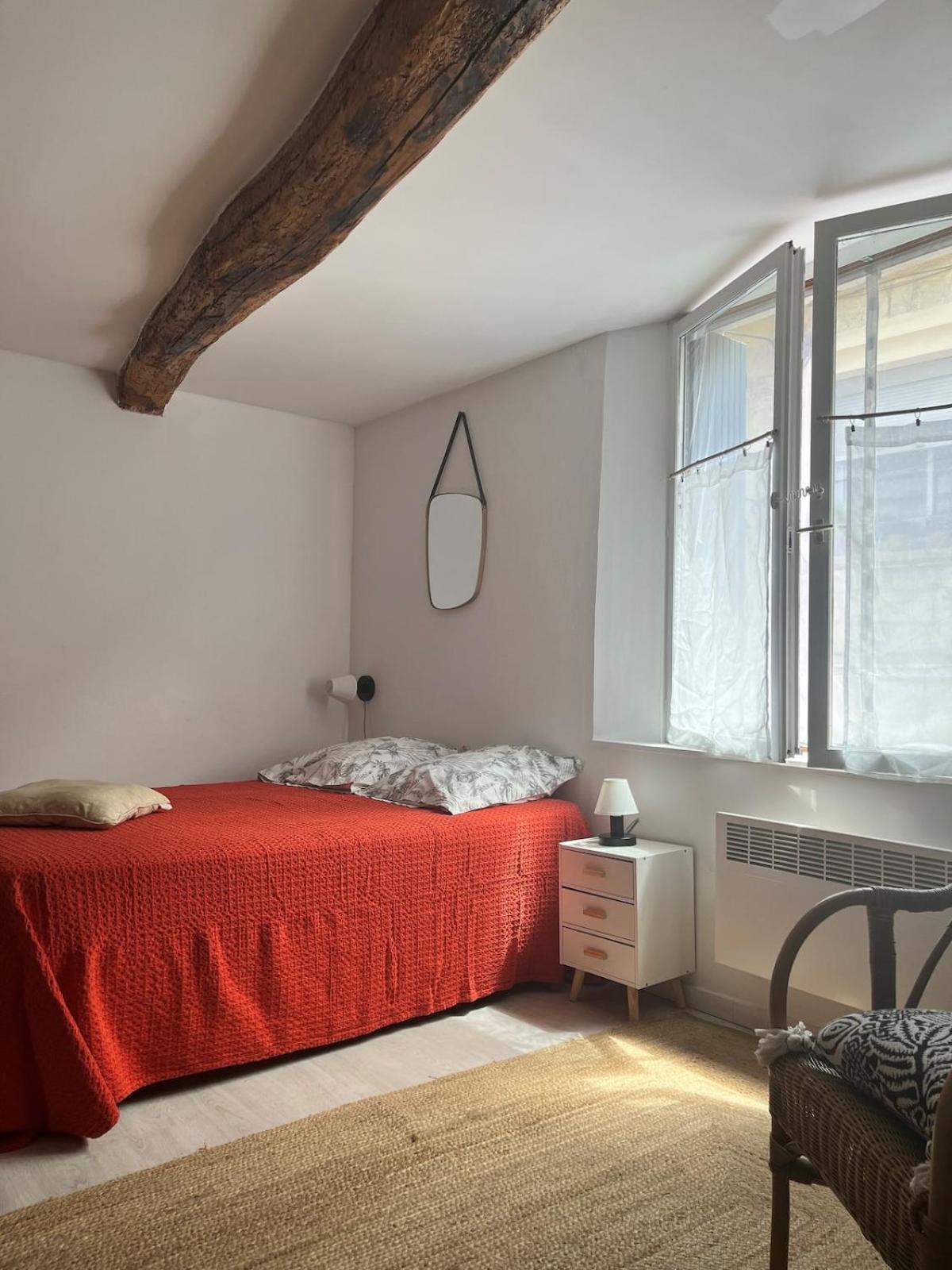 Studio Cosy Rue piètonne calme Centre-ville d'Uzès