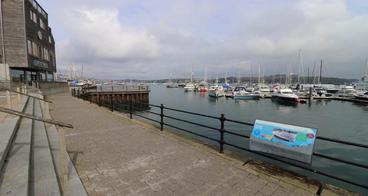 Captains Rest - Contemporary 4 bed apartment