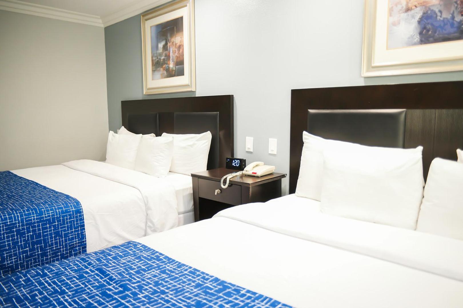 King Room with Two King Beds - Smoking