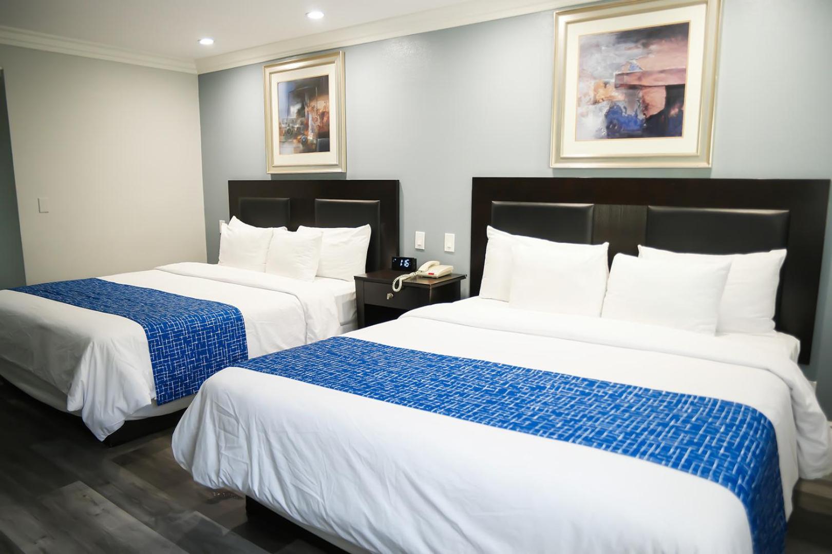 King Room with Two King Beds - Smoking